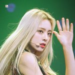<b>이</b> 둘중에 누가 남<b>돌</b>한테 인기가 더 많을까??