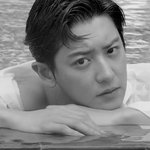 [EXO] 높은컷 영상 <b>찬열</b>이 어깨..... 이마짚