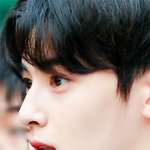 인간계에 완벽 <b>적응</b>한 갓비주얼