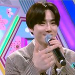 [EXO] 흐어 준면이 내가 제일 좋아하는 <b>의상</b> 입고나옴