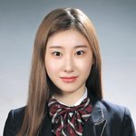 한개짤 교복입은 <b>긴코</b>원숭이