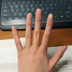 나 네일 색 ㅊㅊ좀 <b>손사진</b>ㅇ