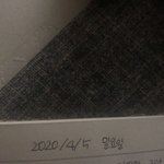 <b>새벽감성</b>에 휩쓸려서 일기쓰고있다
