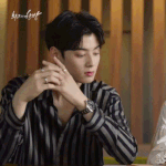 야 분식집에서 제일 살 안찌는 메뉴가 머임