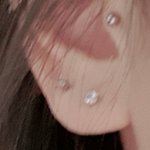 [댓글부탁해] 귓볼 귀걸이 좀 <b>아래</b>로 다시 뚫고싶음