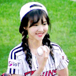 <b>나연</b>