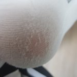 양말 구멍나기 직전까지 신렀어