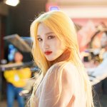 현실에 없을 것 같만 같은 <b>여</b><b>돌</b>