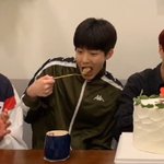 [데이식스] 윤<b>도운</b> 하찮게