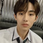 아니 박새로이 머리 잘생겻다는거 불난집에 <b>부채</b>질하냐