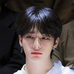 <b>눈코</b>입 전부 매력으로 뭉친 男돌