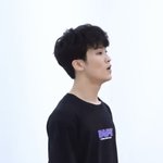 [NCT] 이날 마크 입은거 정보아는사람
