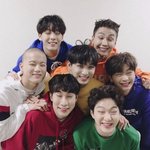 본진 단체짤 올려<b>주랑</b>
