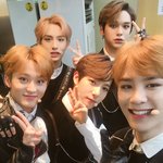 [NCT] 이 훤칠<b>꽃</b><b>미남들</b>을 어쩐담