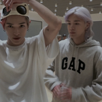 [NCT] 툥이 팔에