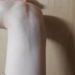 [ㅈㄱㄴ] 얘드라 너네 <b>손목</b>혈관 어케 보여?
