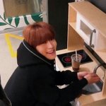 [댓글부탁해] 스킨십 마아<b>아아</b>않은 웹툰 ㅊㅊ 좀