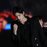 실수로 올린 차은우 무<b>보정</b>
