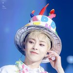 <b>시우민</b>