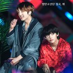 꽃다발 아이돌 찐<b>우정</b>ㅋㅋㅋㅋ