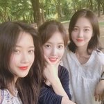 의외로 <b>친분</b>있는 라이징 두 여배우