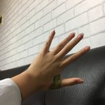 [ㅈㄱㄴ] 얘들아 나 <b>손톱</b> 짱많이 기름