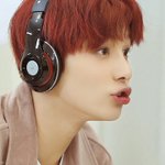 [NCT] 정우 눈화장 연하게..