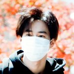 [EXO] 출근길 바람에도 미모<b>보소</b>