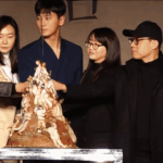자기 드라만데 <b>놀람</b>