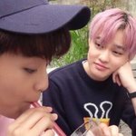 [NCT] 천러 왜 그렇게 쳐다보는데