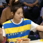 [댓글부탁해] 지금 아이스크림 먹을까말까