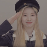 트와 멤버 5명이나 금발햇네