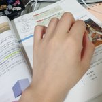 내 <b>손</b> <b>남자</b>들보다 더 <b>남자</b>같음.