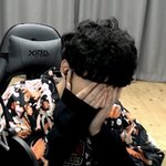 [드루와] 얘들아 걸을때 한쪽손 <b>뻘쭘</b>하면