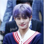 [댓글부탁해] 다들 최애 <b>머리</b>색은 뭐야 난 이대휘 <b>보라머리</b> 또보고싶어