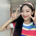 [드루와] 이거랑 비슷한 블러셔좀 찾아<b>주</b><b>셈</b>