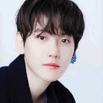 [백현] 백현 더블유 5월호.<b>gif</b>