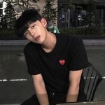 얘들아 진심으로 쓰레기의 즈엉사 꼭봐... 개애짐..