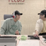 <b>팬</b>을 <b>후라이팬</b>으로 <b>팬</b> 아이돌