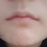 나 입술 이렇게 생겼는데 <b>유아</b>닮았다고 들어봄