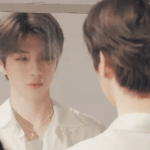 [강다니엘] <b>턱선</b> 무슨일이야