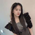 [댓글부탁해] 안유진 <b>얼굴</b> <b>개</b>신기하다