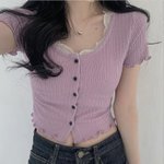 얘들아 이런 옷에 아래 뭐 <b>입지</b>