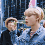 <b>스벅</b>에서 컵 살까?