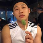[드루와] (찹쌀떡을 손에 들고 그윽한 표정으로 <b>겨</b><b>땀</b>냄새를 풍기며)