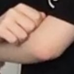 [댓글부탁해] 나 팔꿈치 엄청 <b>핑크</b><b>색</b>임