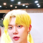 미친 최연준 머리색 무슨일이야..