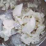 [댓글부탁해] 얘들아 계란 노른자가 <b>흰색</b>일수있음...?