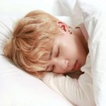 울지민이 잠자는 모습 너무 귀여워