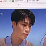 아 순간 문빈인줄 알았음 잠 덜깼네 ㅅㅂㅋㄹㅋㄱㅋㄱㅋㅋㅋ